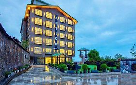 Hotel Katson Castle With Sunset View Dharamshala